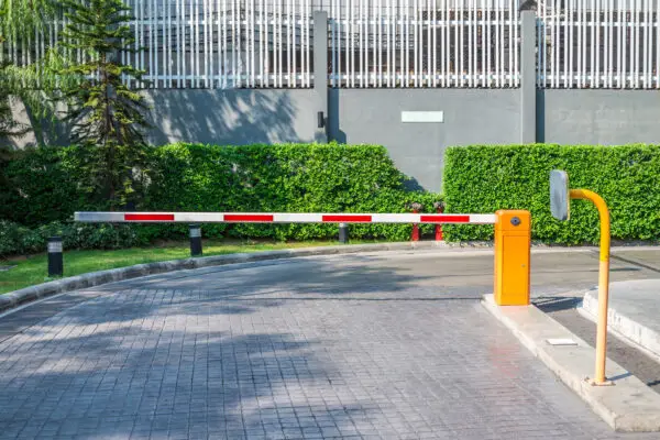 Vehicle security barrier gate